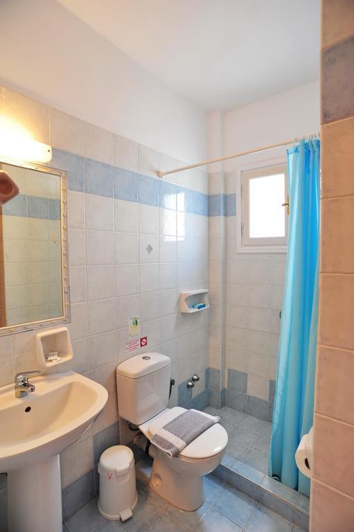 Karkisia Hotel Αιγιάλη Δωμάτιο φωτογραφία