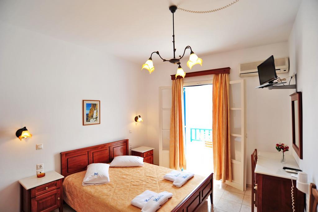 Karkisia Hotel Αιγιάλη Δωμάτιο φωτογραφία